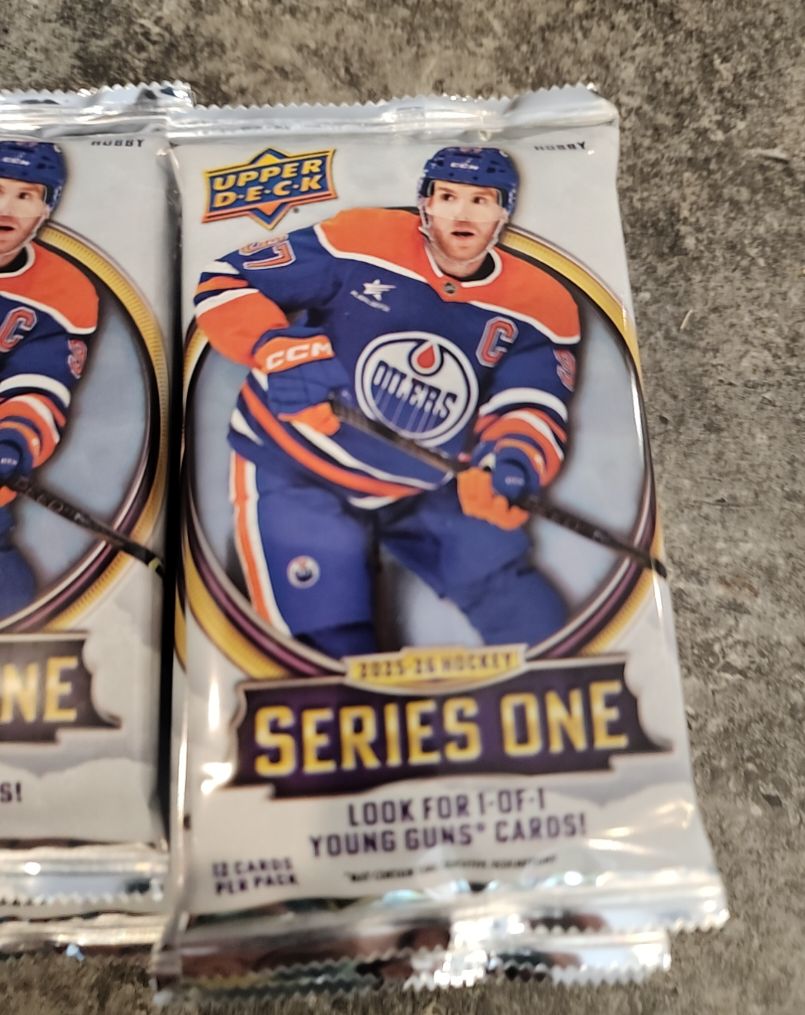 2025-26 Upper Deck Series One Hockey Hobby Pack — front