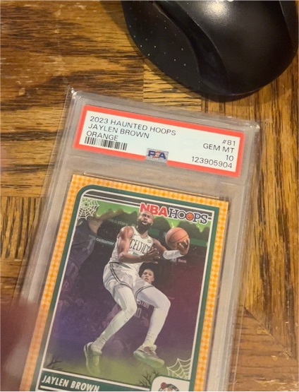2023 Panini Haunted Hoops #81 Jaylen Brown Orange — front