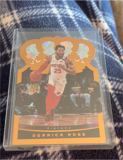 2020-21 Panini Crown Royale #12 Derrick Rose — front