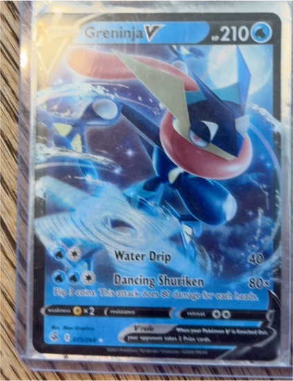 2021 Pokémon TCG SWSH08: Fusion Strike #073 Greninja V — front
