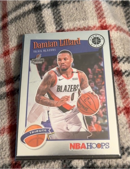 2019-20 Panini NBA Hoops Premium Stock #291 Damian Lillard Tribute — front