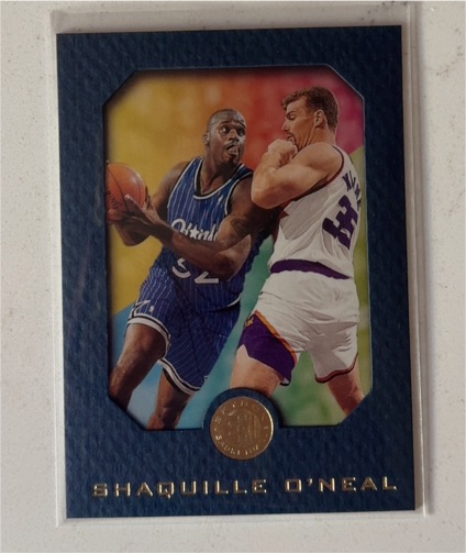1995-96 Skybox E-XL #60 Shaquille O'Neal — front