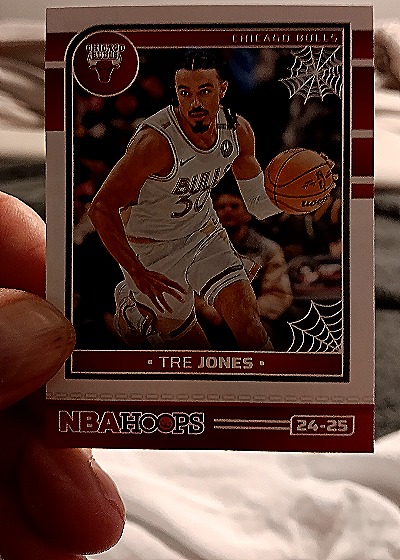 2024-25 Panini Haunted Hoops #23 Tre Jones — front