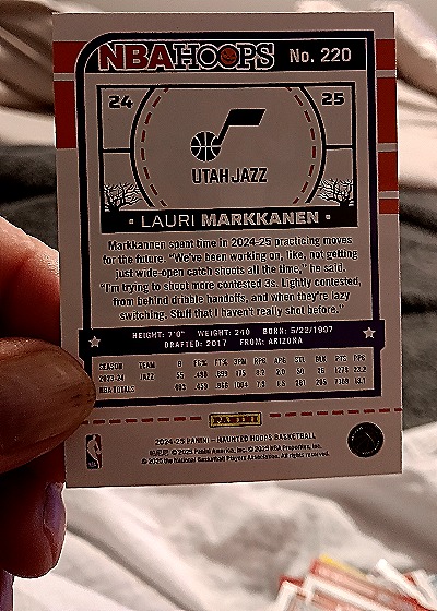 2024-25 Panini Haunted Hoops #220 Lauri Markkanen — back