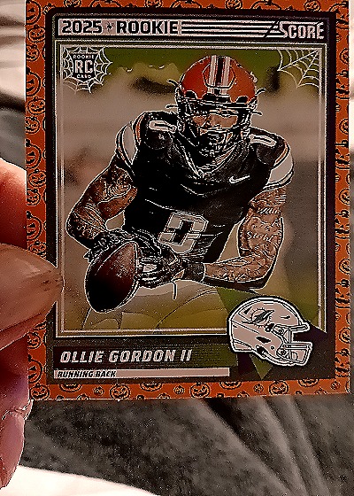 2025 Panini Score-A-Treat #10 Ollie Gordon II Rookie — front