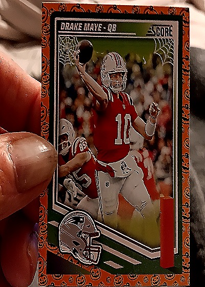 2024 Panini Score-A-Treat Halloween #27 Drake Maye — front