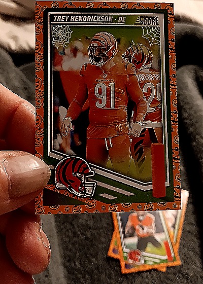 2025 Panini Score-A-Treat #290 Trey Hendrickson — front