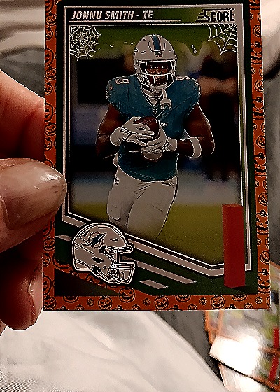 2025 Panini Score-A-Treat #99 Jonnu Smith — front