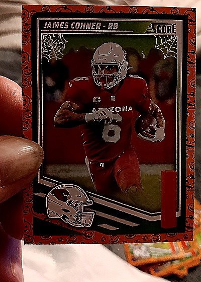 2025 Panini Score #114 James Conner — front