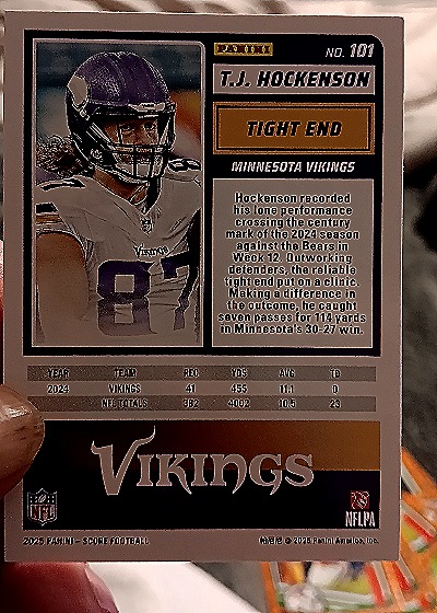 2025 Panini Score-A-Treat #101 T.J. Hockenson — back