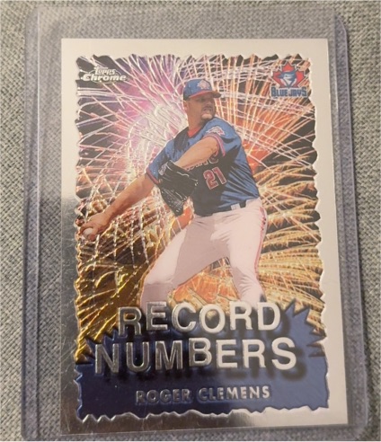 1999 Topps Chrome #RN8 Roger Clemens — front