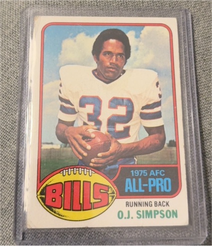 1976 Topps #300 O.J. Simpson — front