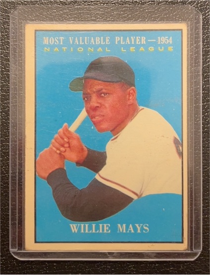 1961 Topps #482 Willie Mays Most Valuable Player — front