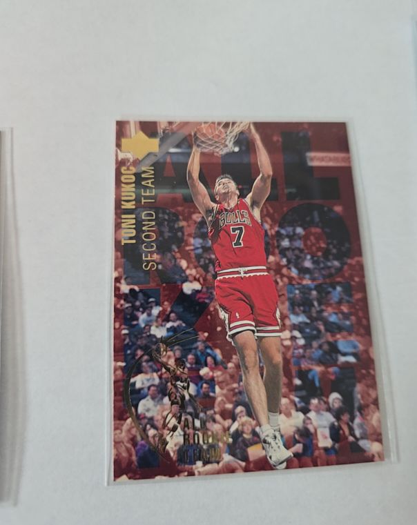 1994-95 Upper Deck #9 Toni Kukoc Chicago Bulls — front