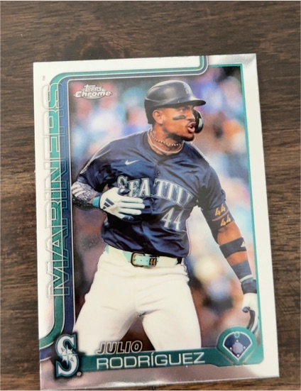 2025 Topps Chrome #261 Julio Rodriguez — front