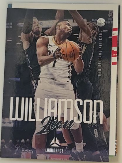 2020-21 Panini Chronicles Luminance #144 Zion Williamson — front