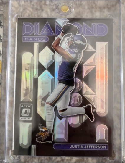 2022 Donruss Optic #DH-2 Justin Jefferson Diamond Hands — front