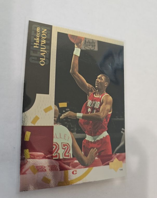 1994-95 Upper Deck Special Edition #SE33 Hakeem Olajuwon — front