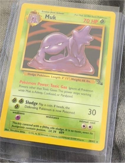 1999 Pokémon #28 Muk — front