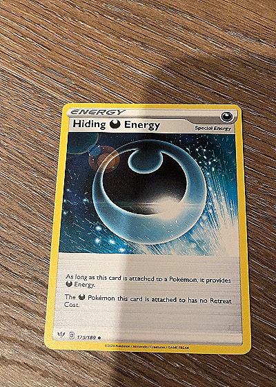 2020 Pokémon Darkness Ablaze #175 Hiding Energy — front