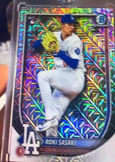 2025 Bowman Chrome #12 Roki Sasaki — front
