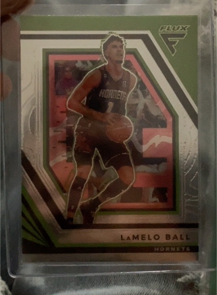 2022-23 Panini Flux #41 LaMelo Ball — front