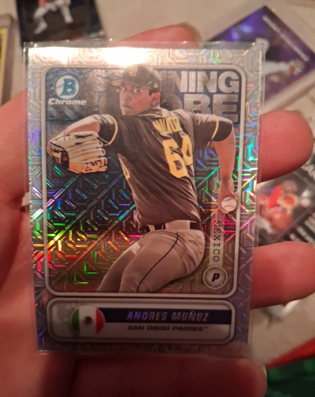 2020 Bowman Chrome Spanning The Globe #STG-AM Andres Munoz — front