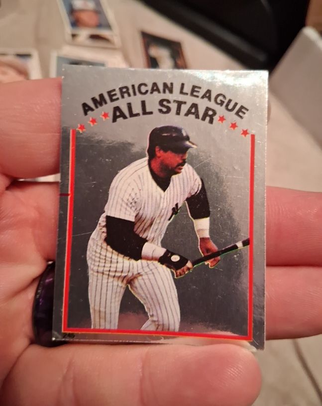 1981 Topps #250 Tommy John — front