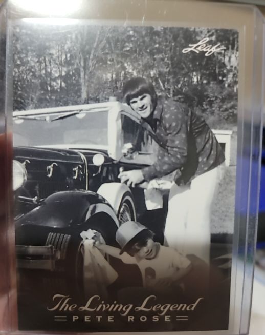 2012 Leaf The Living Legend #8 Pete Rose — front