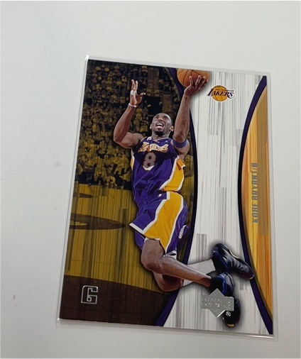 2002-03 Upper Deck NBA Hardcourt #35 Kobe Bryant — front