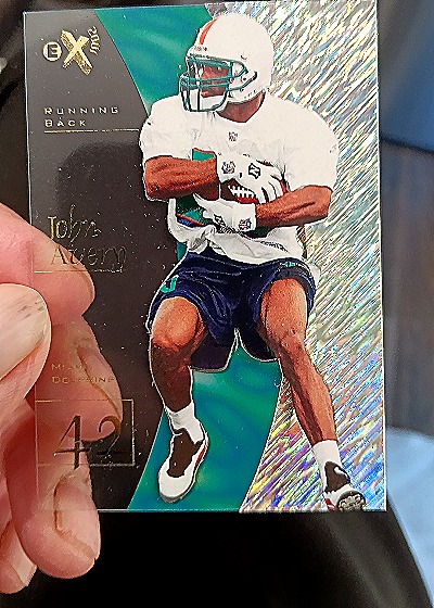 2001 SkyBox EX2001 #42 John Avery — front