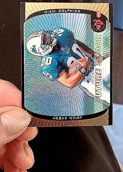 1998 Upper Deck #18 John Avery Future Shock — front