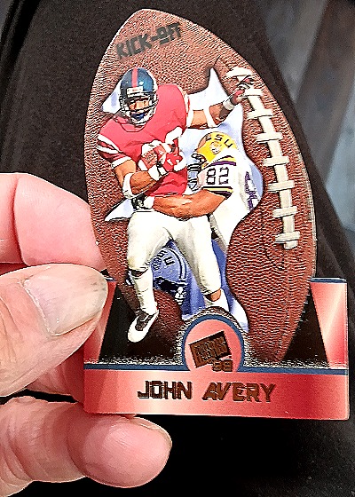 1998 Press Pass Kick-Off #KO17 John Avery — front