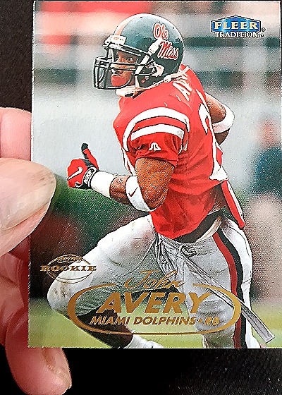 1998 Fleer Tradition #88 John Avery — front