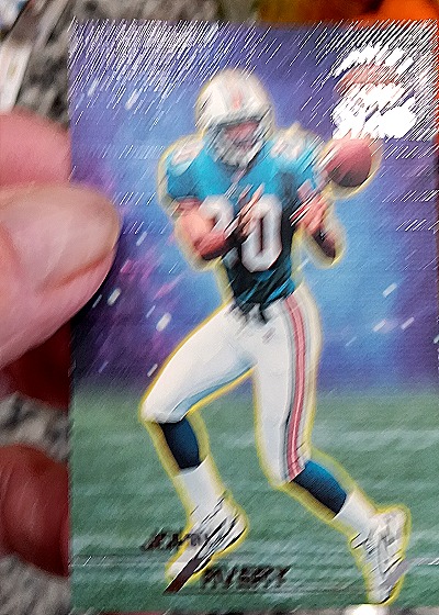 1999 Upper Deck HoloGrFX #32 Randall Cunningham — front