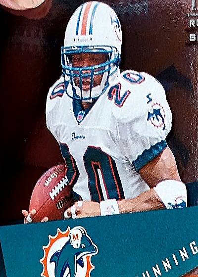 1998 Pinnacle #11 John Avery — front