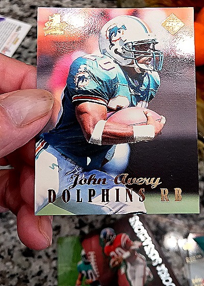 1998 Collector's Edge First Place #226 John Avery — front