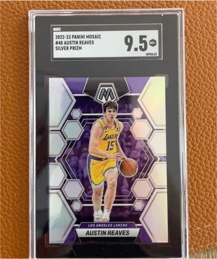 2022-23 Panini Mosaic #48 Austin Reaves Silver Prizm — front