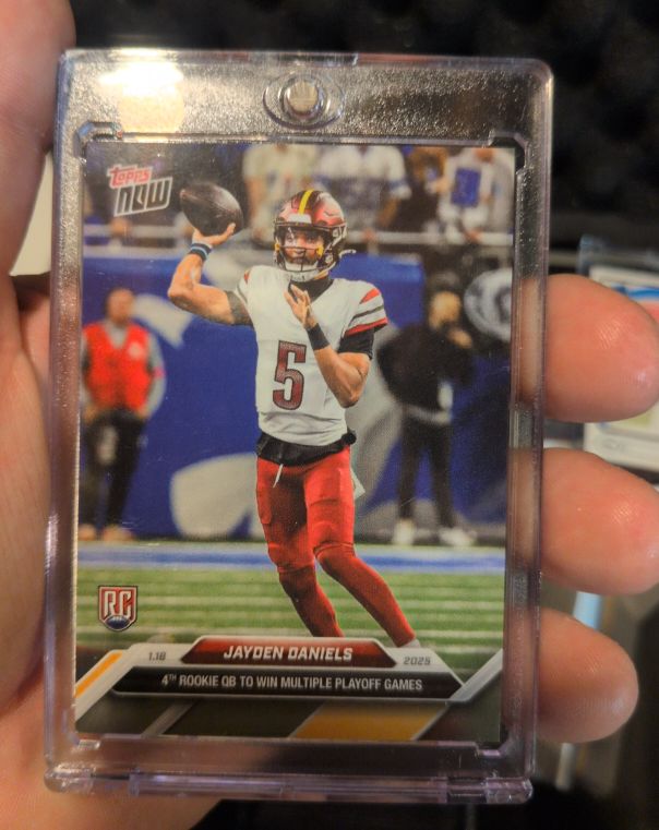 2024 Topps Now #23 Jayden Daniels — front