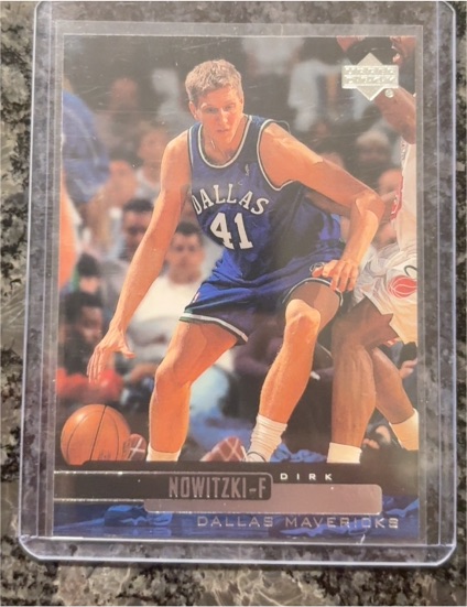 1999-00 Upper Deck #28 Dirk Nowitzki — front