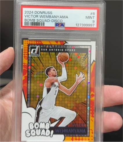 2024 Donruss #6 Victor Wembanyama Bomb Squad Disco — front