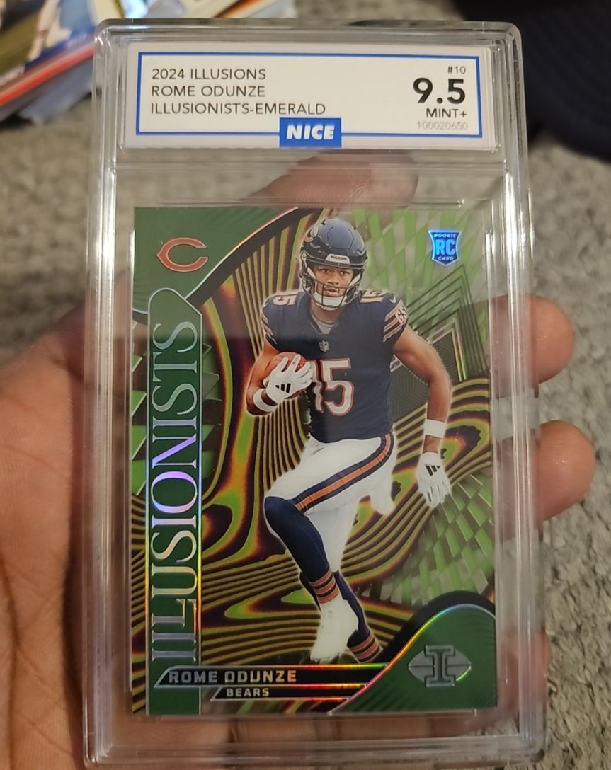 2024 Panini Illusions #10 Rome Odunze Illusionists Emerald — front