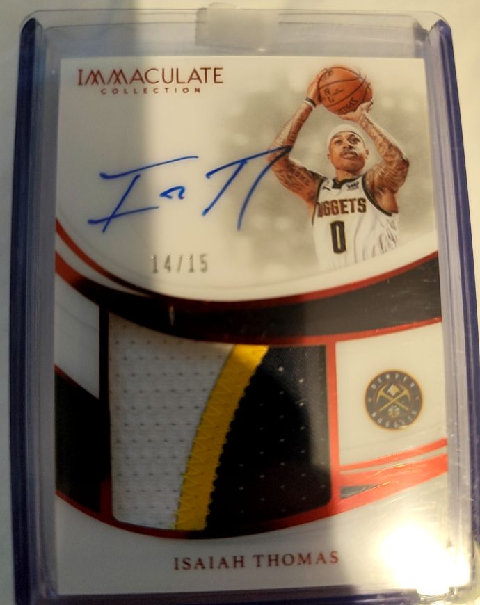 2018-19 Panini Immaculate #14/15 Isaiah Thomas — front