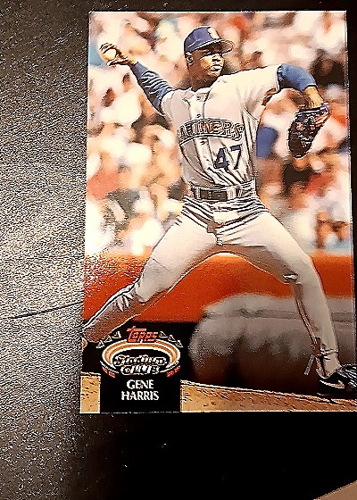 1992 Topps Stadium Club #47 Gene Harris — front