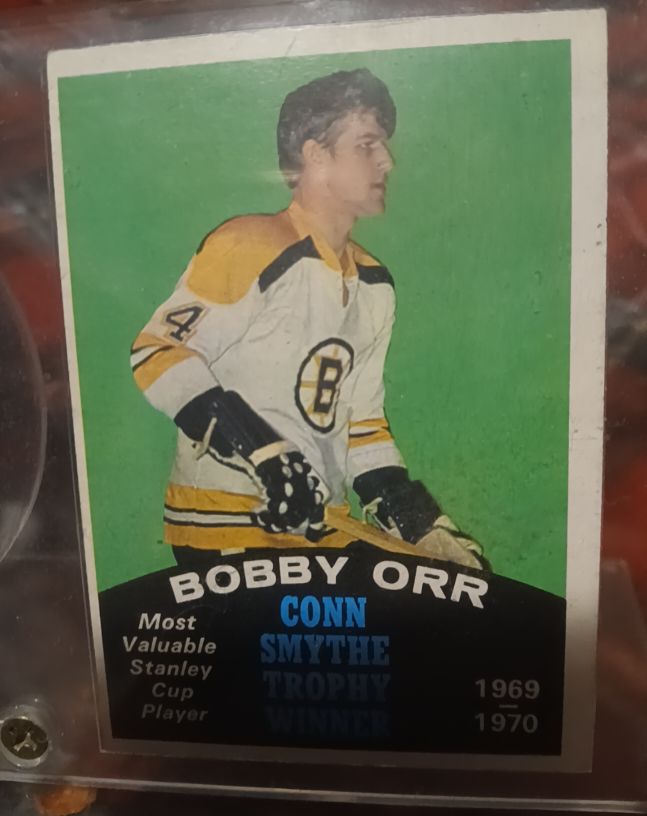 1970-71 O-Pee-Chee #252 Bobby Orr Conn Smythe Trophy Winner — front