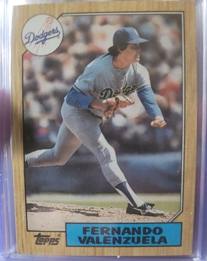 1987 Topps #410 Fernando Valenzuela — front