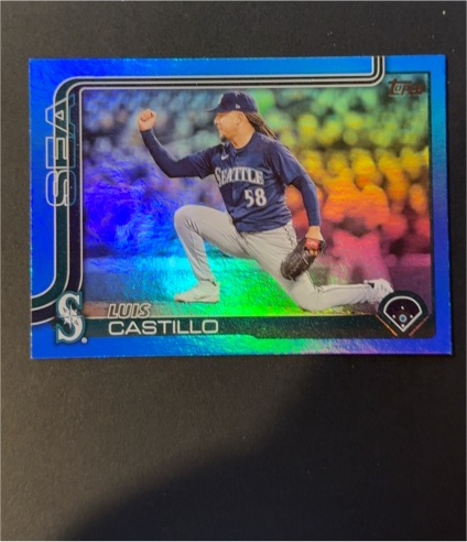 2025 Topps Series 1 #73 Luis Castillo — front