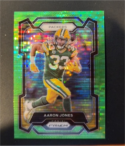 2023 Panini Prizm #105 Aaron Jones — front