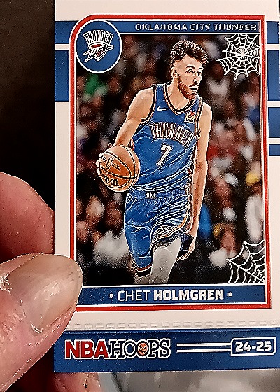 2024-25 Panini Haunted Hoops #185 Chet Holmgren — front