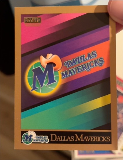 1990-91 SkyBox #333 Dallas Mavericks Logo/Checklist — front
